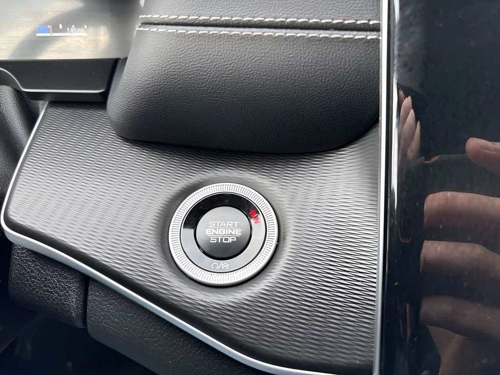 Used 2025 White Jeep Laredo X image 22