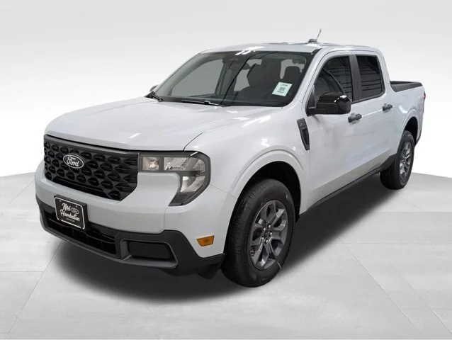 New 2026 Space White Metallic Ford XLT image 18