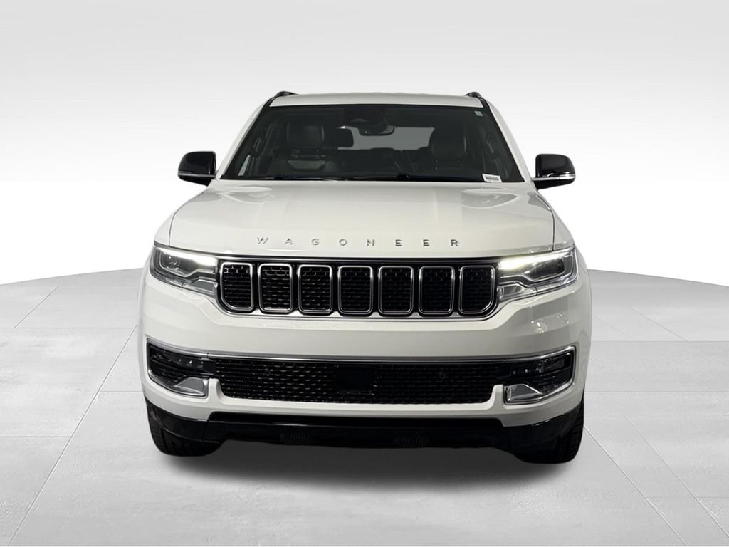 Used 2025 Bright White Clearcoat Jeep  image 11