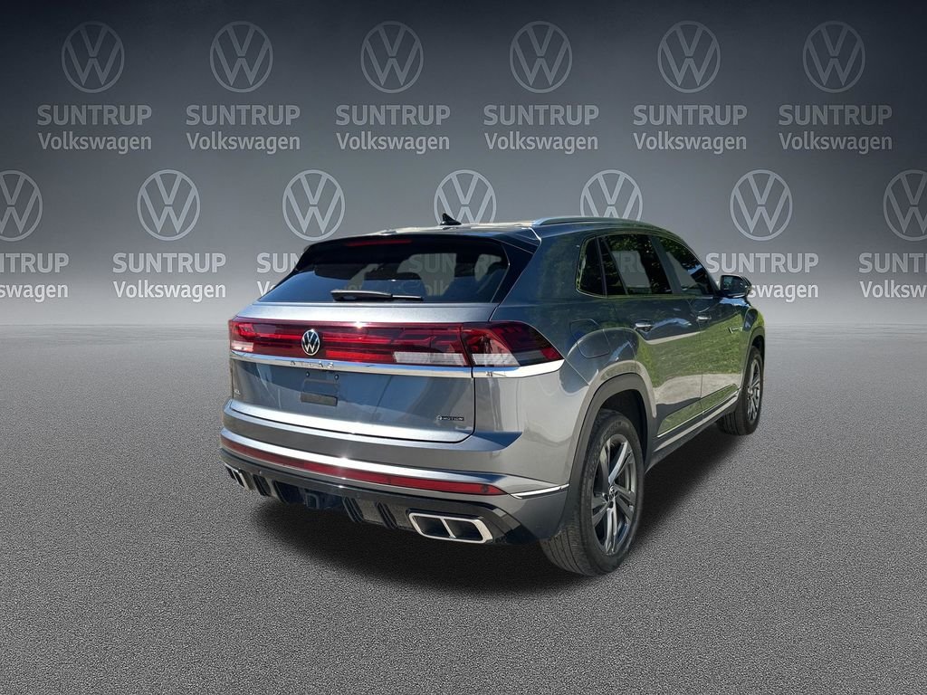 Used 2024 Gray Volkswagen 2.0T SEL R-Line image 40