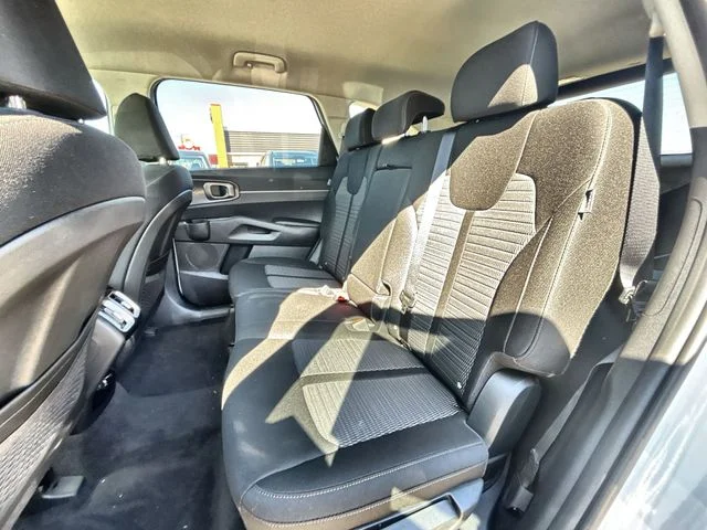 New 2026 Glacial White Pearl Kia LX image 25