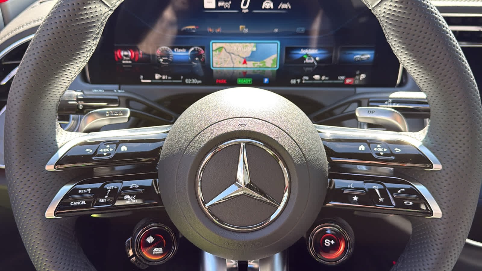 New 2026 MANUFAKTUR Moonlight White Magno Mercedes-Benz AMG® E 53 E image 19