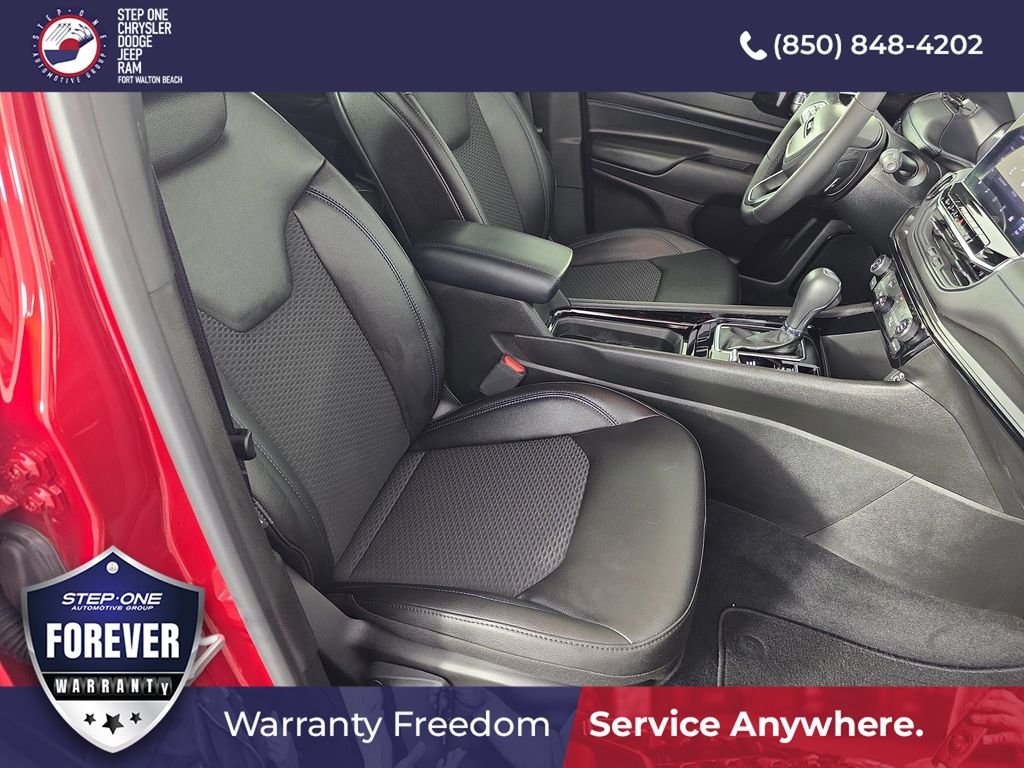 Used 2025 Red Jeep Latitude image 34