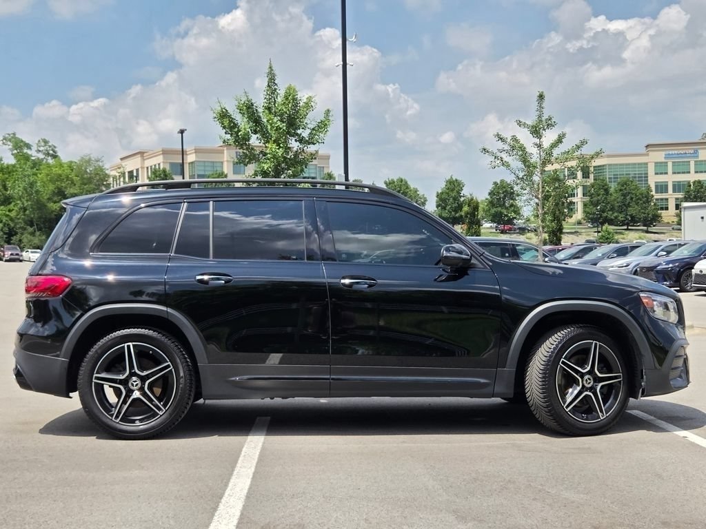 Used 2021 Night Black Mercedes-Benz GLB 250 image 28