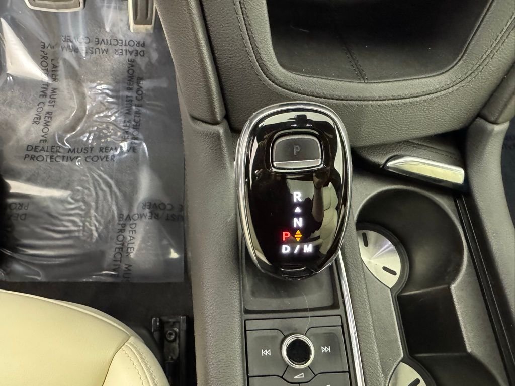 Used 2020 Radiant Silver Metallic Cadillac Sport image 17
