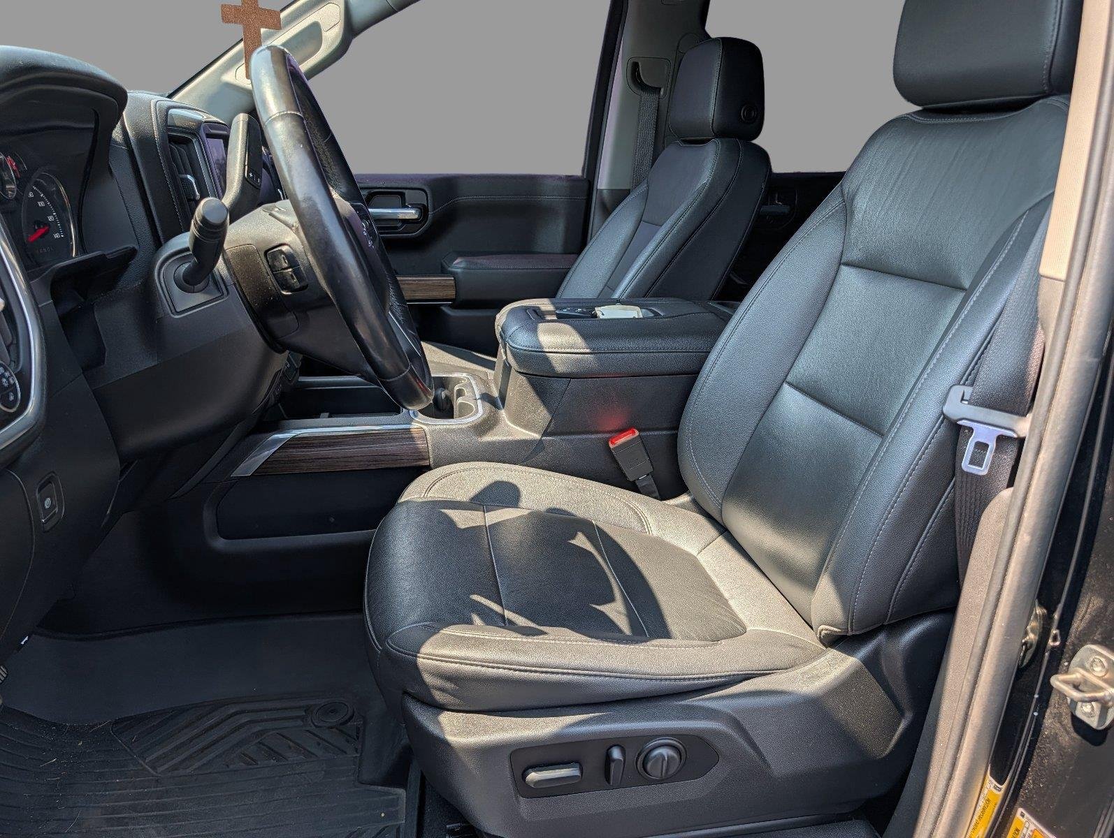 2021 Chevrolet Silverado 1500 RST - Photo 11