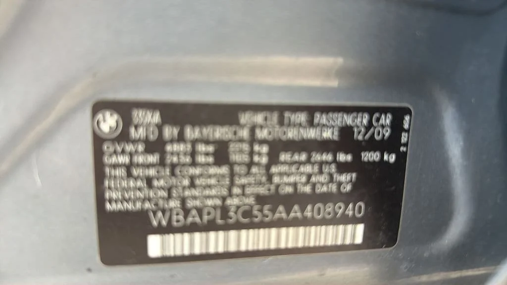 Used 2010 Space Gray BMW  image 21