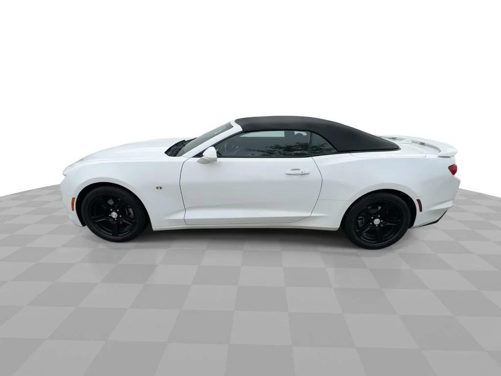 Certified Used 2020 White Chevrolet 1LT image 5