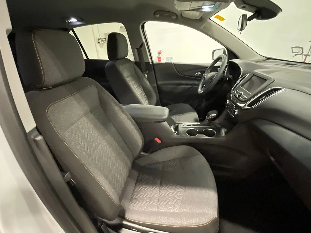 Used 2024 White Chevrolet LT image 26