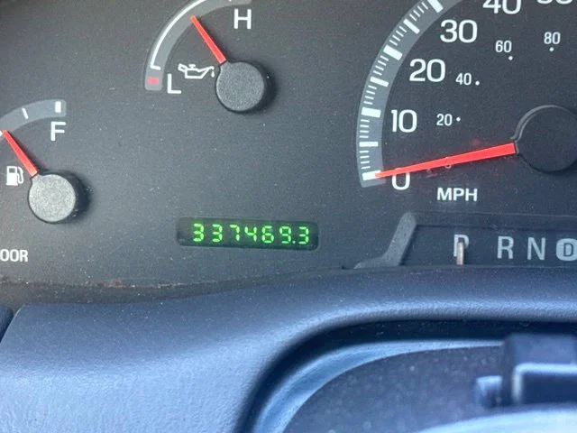 Used 2001 White Ford XL image 20