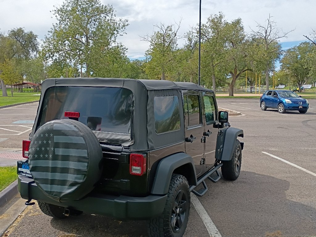 Used 2016 Black Clearcoat Jeep Sport image 5