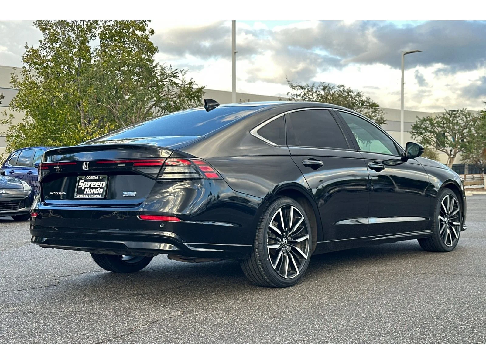 Used 2025 Crystal Black Pearl Honda Touring image 6