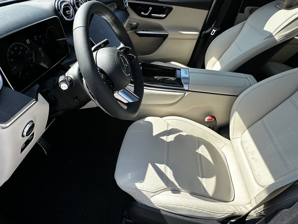 New 2027 MANUFAKTUR Alpine Grey Mercedes-Benz GLC 350e image 47