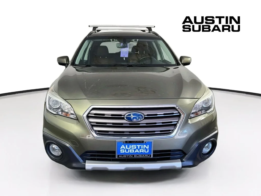 Used 2017 Green Subaru 2.5i image 2