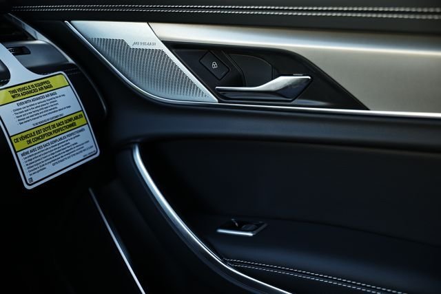 New 2024 Fuji White JAGUAR P300 R-DYNAMIC SE AWD image 57
