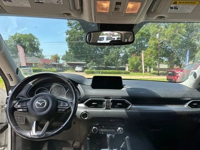 Used 2018 White Mazda Touring image 26