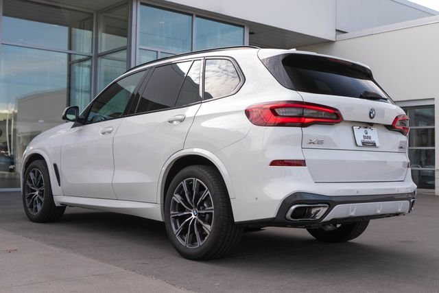 Used 2019 Alpine White BMW xDrive40i image 3