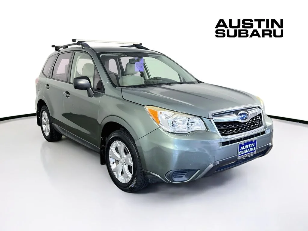 Used 2016 Green Subaru 2.5i image 1