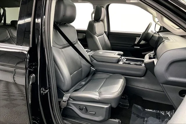 2025 Ford Expedition Active - Photo 8