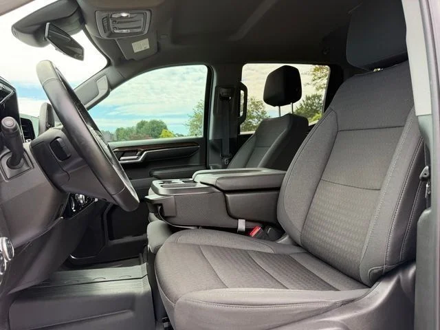 Used 2024 Black GMC Elevation image 22