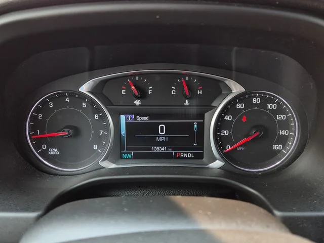Used 2019 Gray GMC SLE-2 image 24