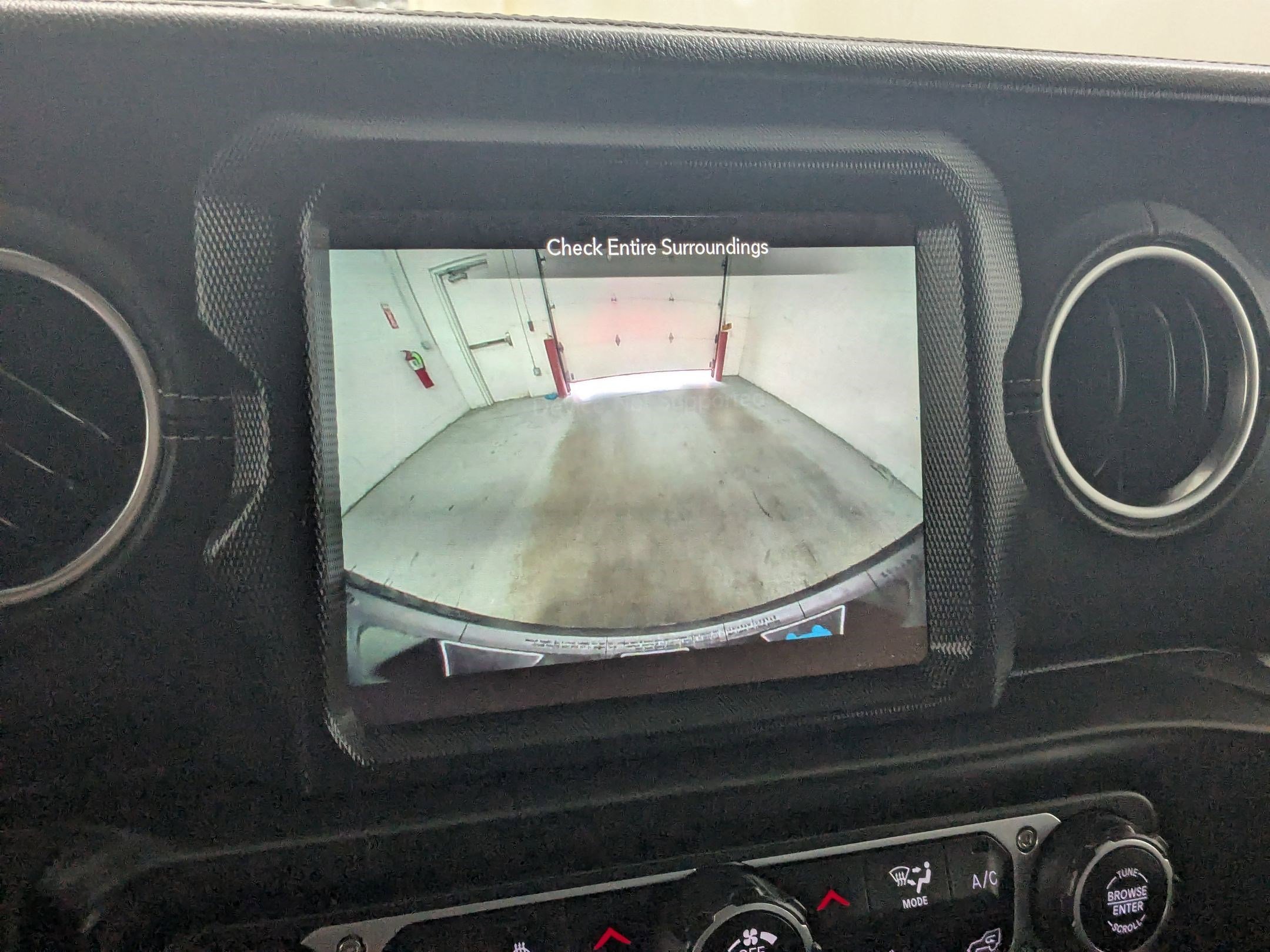 Used 2023 Sting-Gray Clearcoat Jeep Sahara image 14