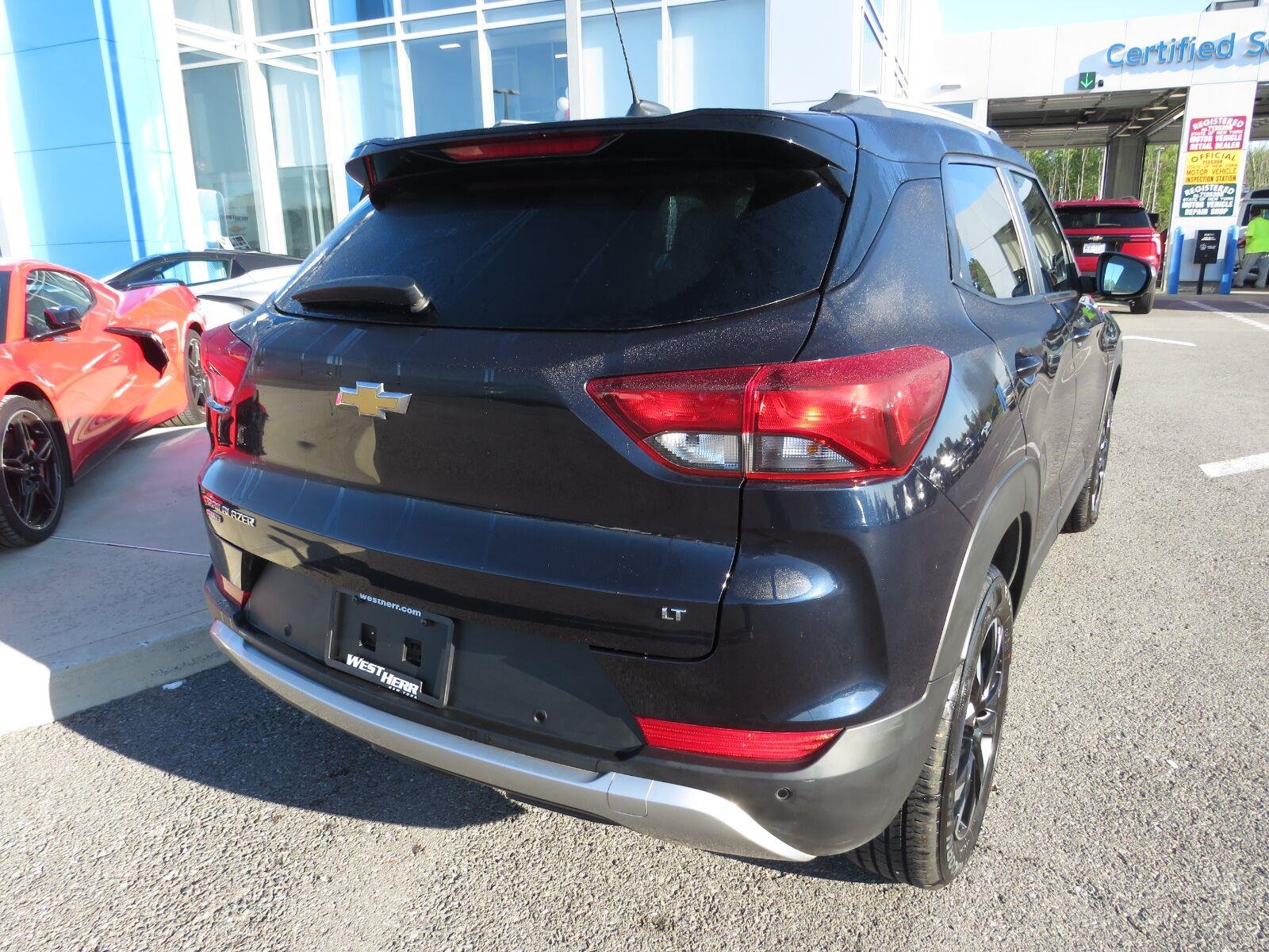 Used 2021 Midnight Blue Metallic Chevrolet LT image 7
