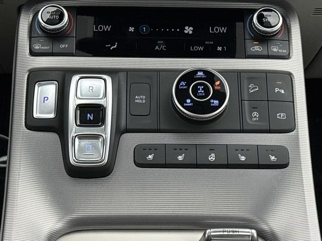 Used 2023 Black Hyundai Calligraphy image 21