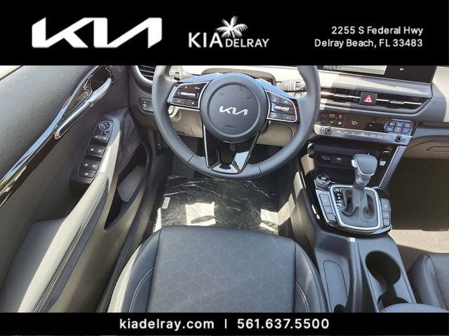New 2026 Dark Ocean Blue Kia EX image 11