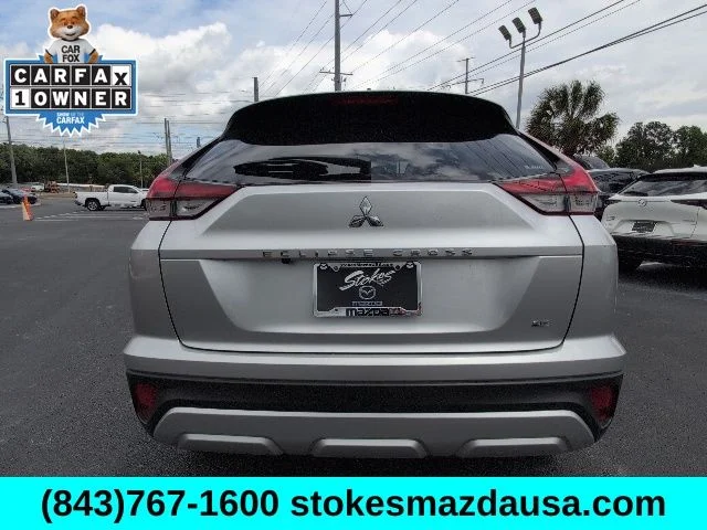 Used 2025 Silver Mitsubishi SE image 8