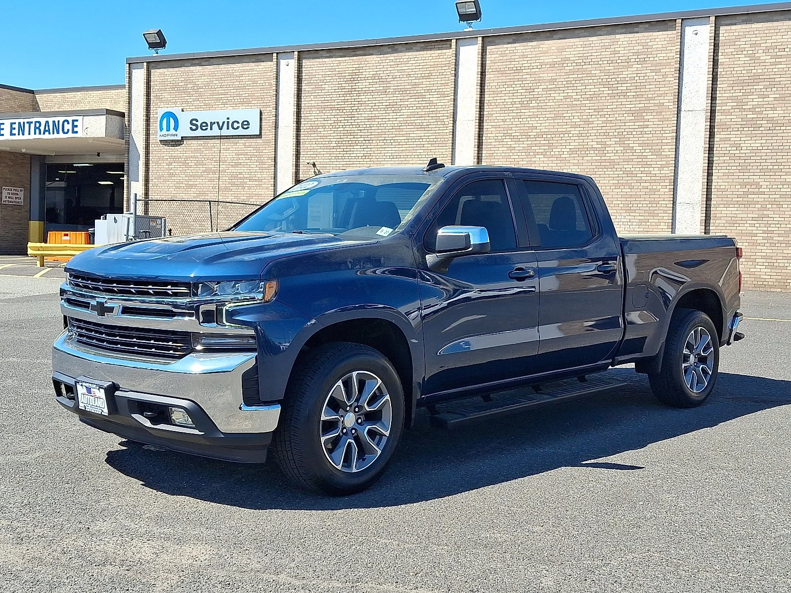 Used 2022 Northsky Blue Metallic Chevrolet LT image 3