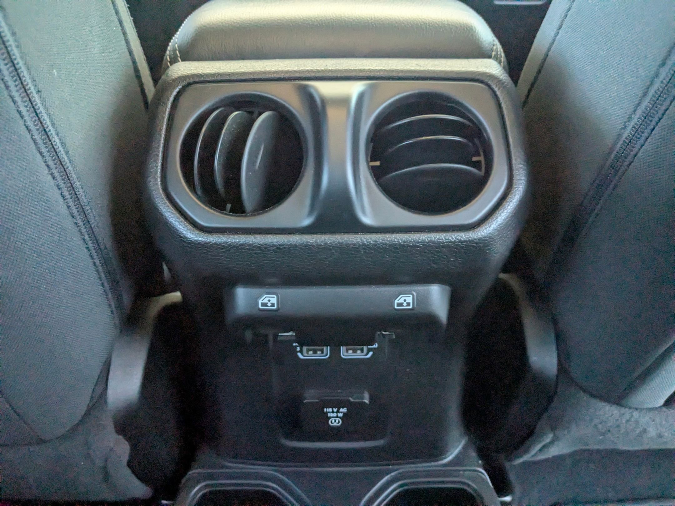 Certified Used 2019 Mojito! Clearcoat Jeep Sahara image 20