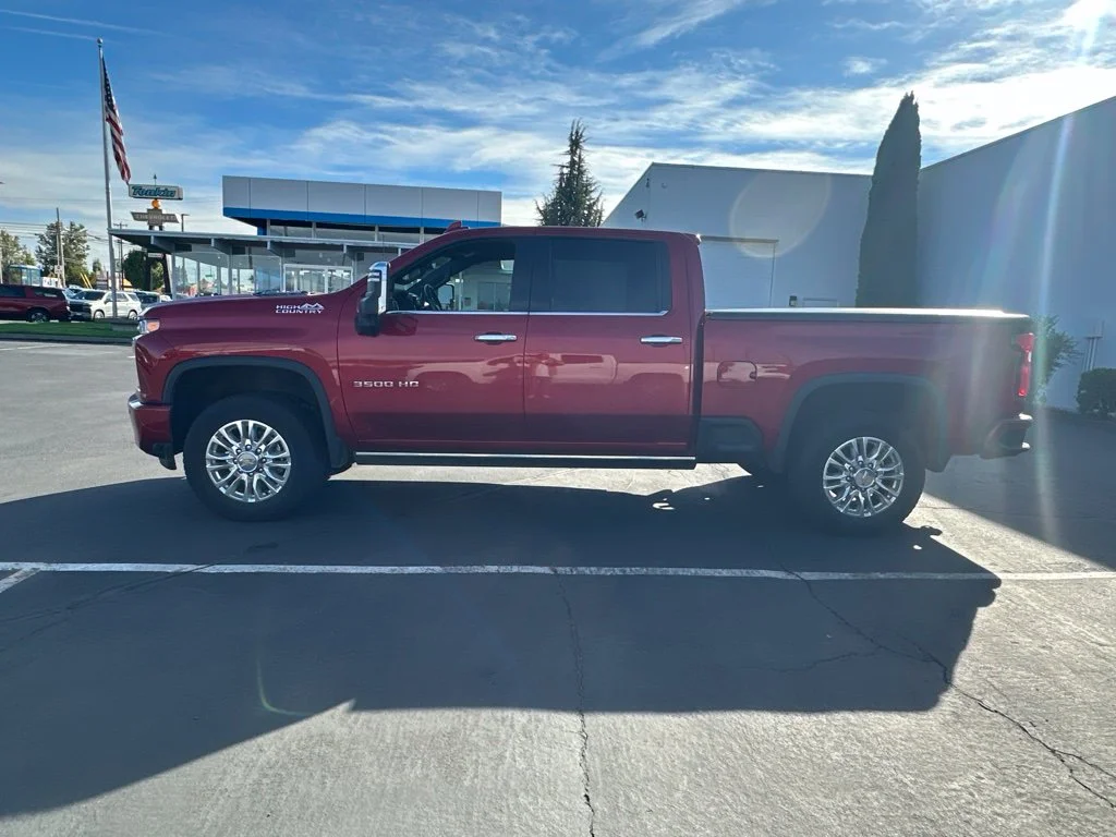 Used 2023 Cherry Red Tintcoat Chevrolet High Country image 10