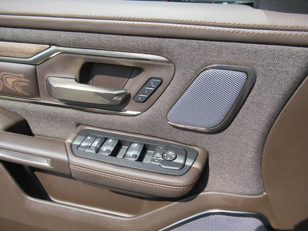 New 2026 Forged Blue Metallic Exterior Paint RAM Longhorn image 19