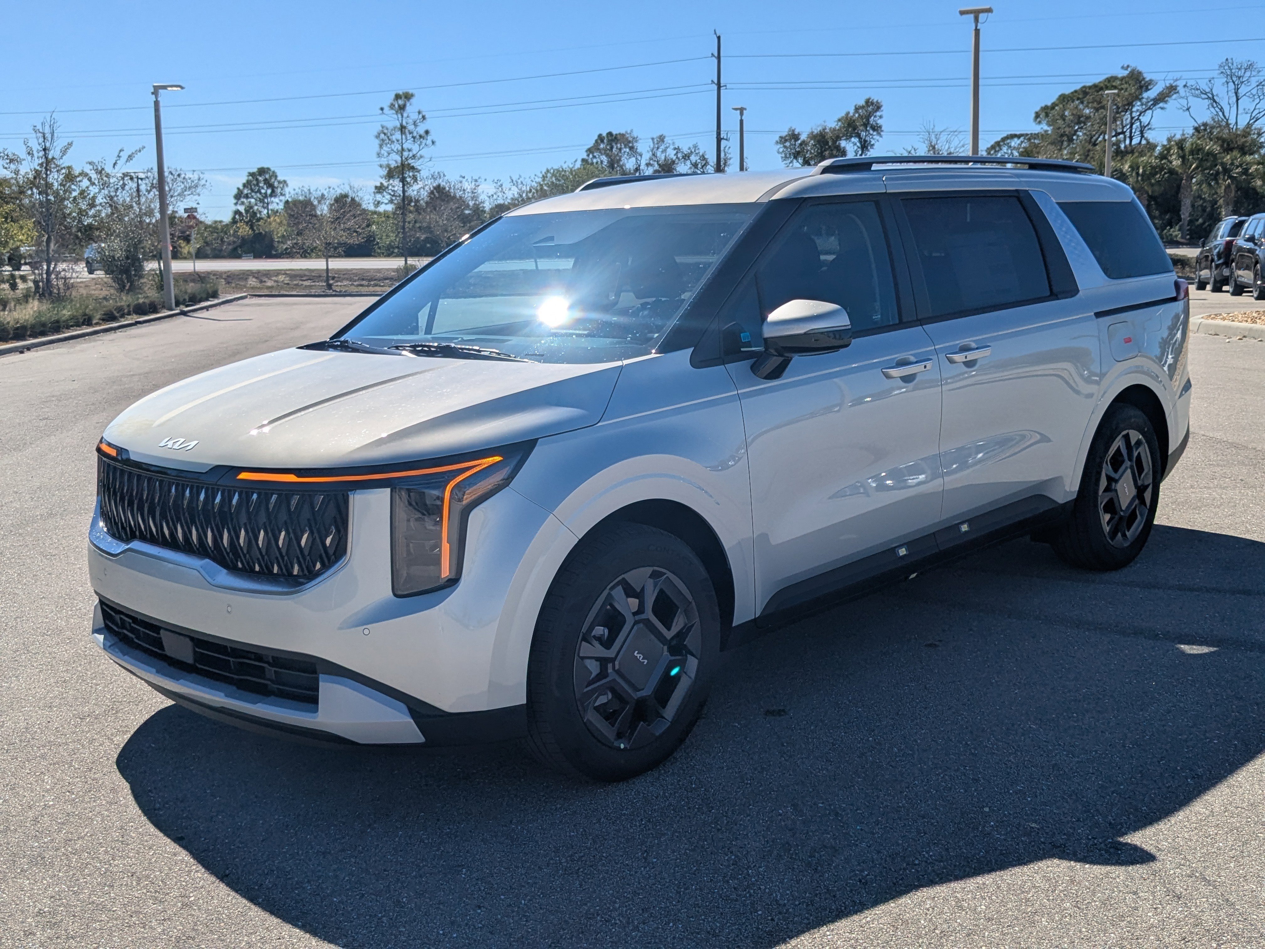 New 2026 Ivory Silver Kia EX image 9