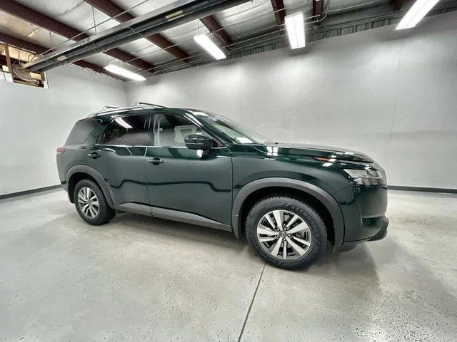 2024 Nissan Pathfinder SL - Photo 9