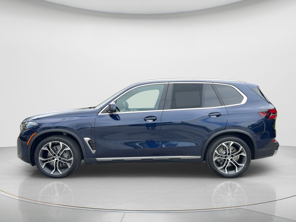 New 2026 Tanzanite Blue II Metallic BMW xDrive50e image 15