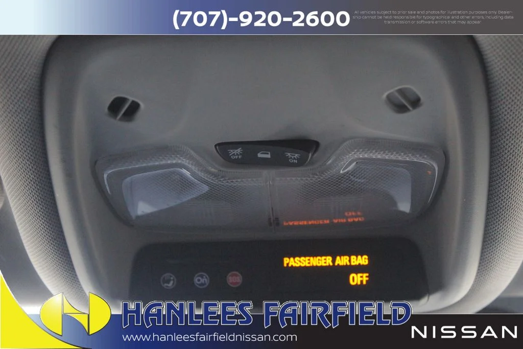 Used 2023 White Chevrolet LT image 22