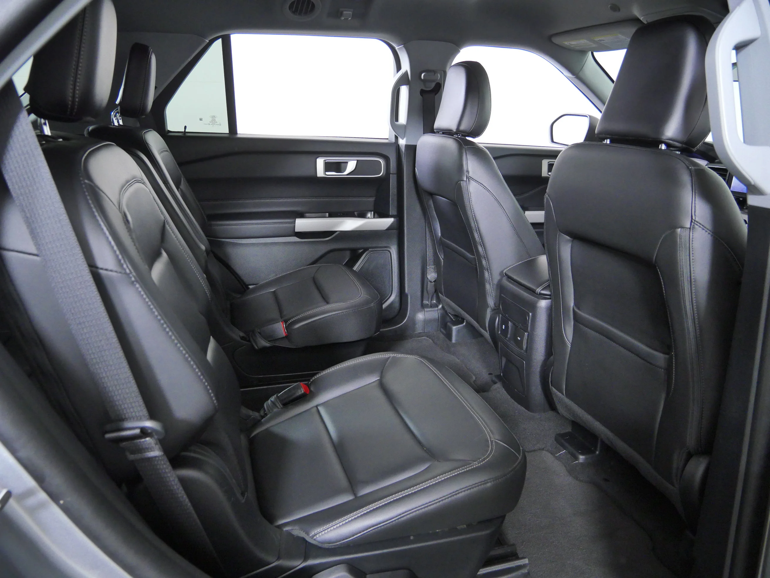 Used 2024 Iconic Silver Metallic Ford XLT image 15