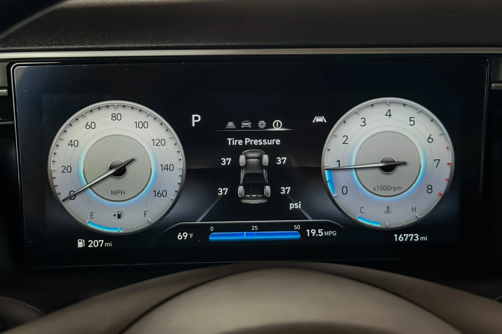 Used 2023 Black Hyundai NIGHT image 22