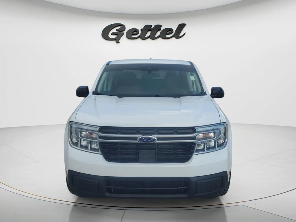Used 2024 White Ford Lariat image 2