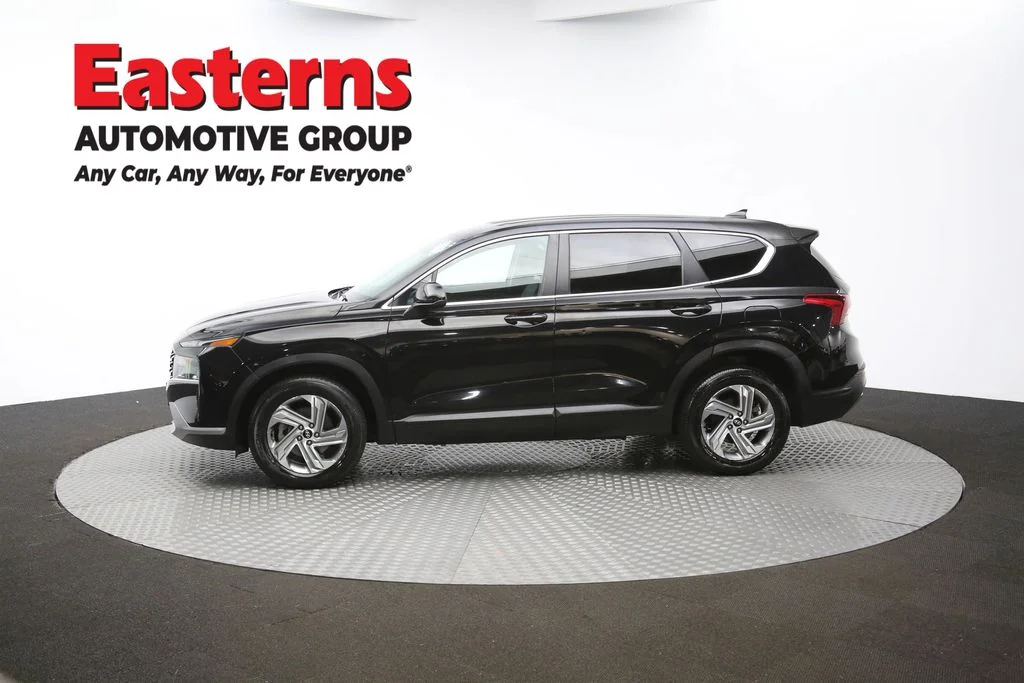 Used 2023 Black Hyundai SE image 56