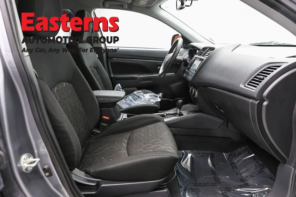 Used 2024 Gray Mitsubishi 2.0 ES image 23