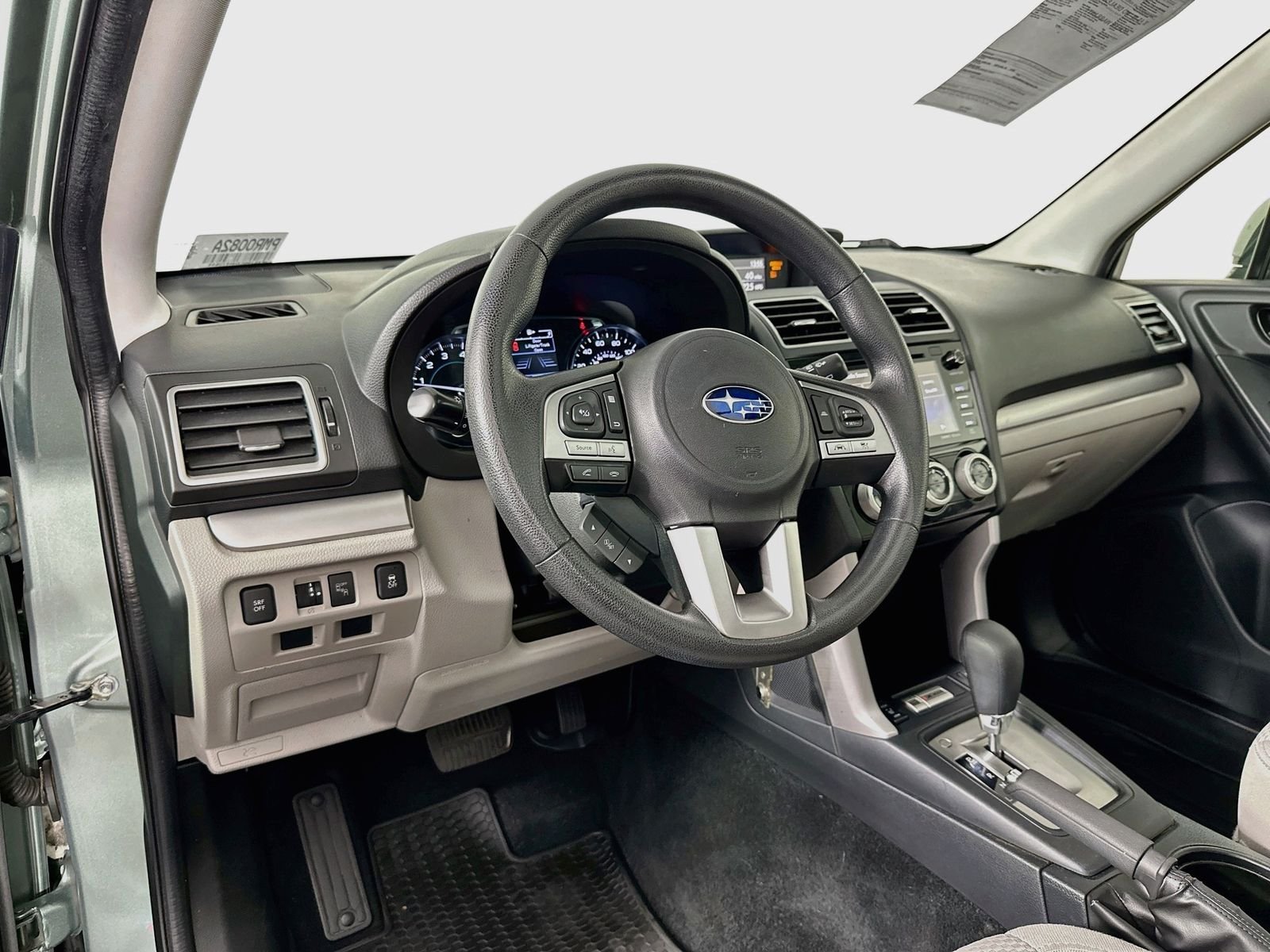 Used 2017 Jasmine Green Metallic Subaru 2.5i Premium image 9