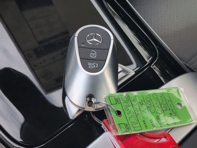 New 2026 MANUFAKTUR Alpine Grey Mercedes-Benz C 300 image 33