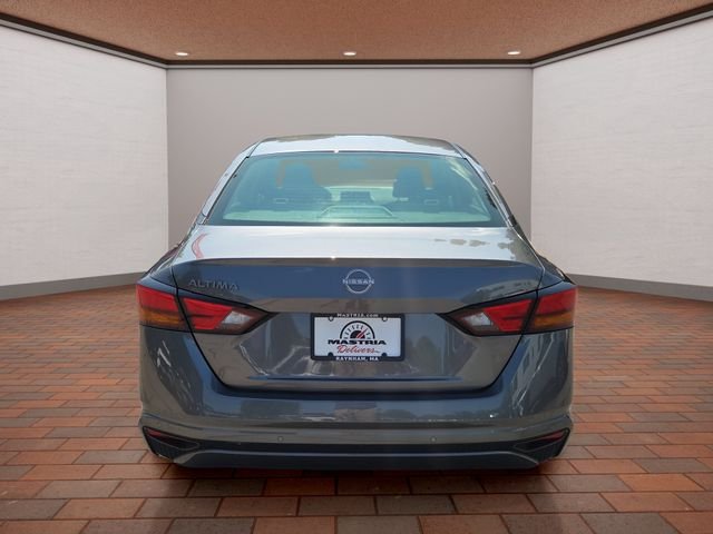 Used 2024 Gun Metallic Nissan 2.5 S image 24