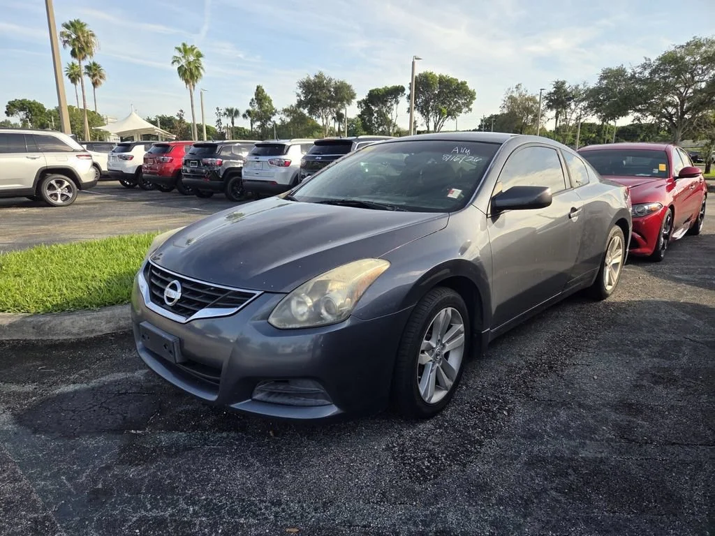 Used 2010 Dark Slate Metallic Nissan 2.5 S image 3