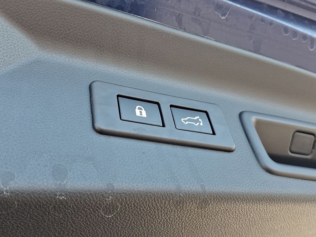 Used 2025 Sapphire Blue Pearl Subaru Sport image 30