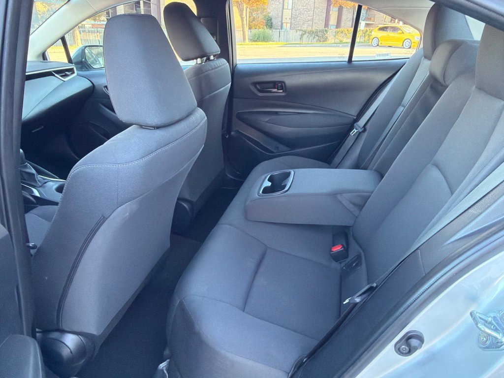 Used 2025 Classic Silver Metallic Toyota LE image 17