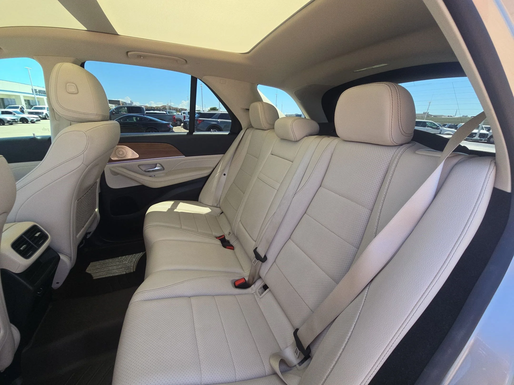 Certified Used 2022 Mojave Silver Metallic Mercedes-Benz GLE 350 image 22